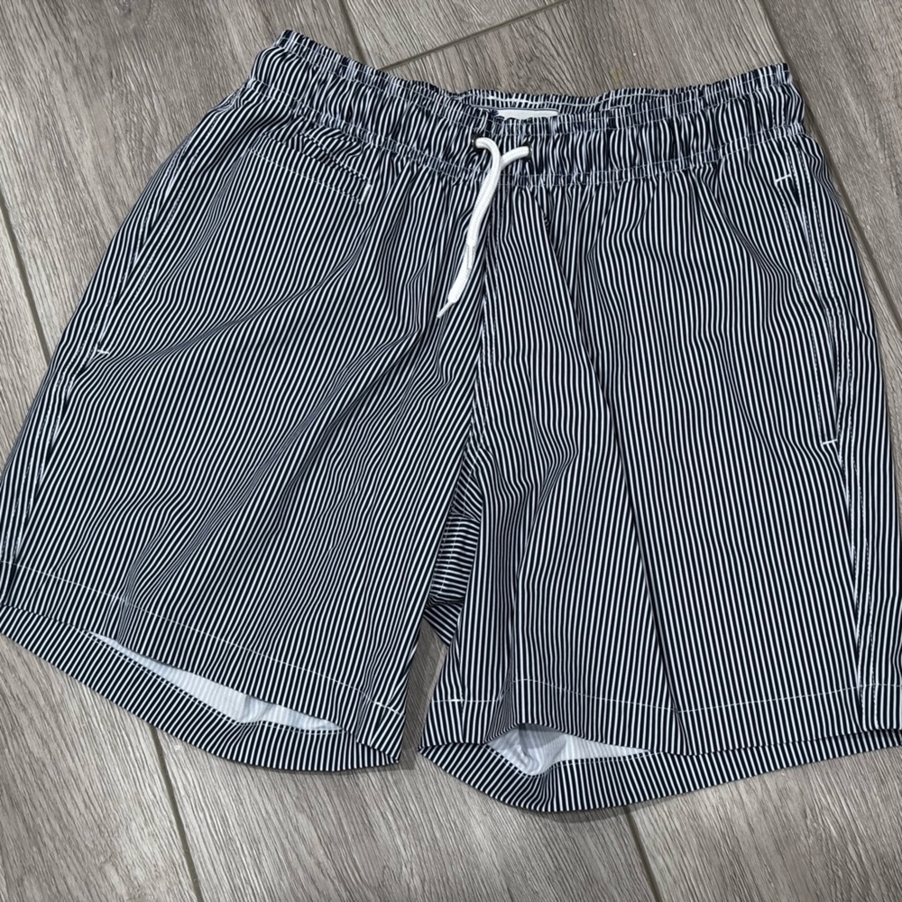 Trunks Surf & Swim Mens Swim Trunks navy and white palm trees Sz S